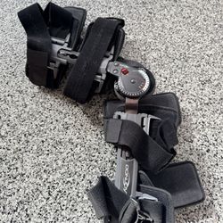 Knee Brace