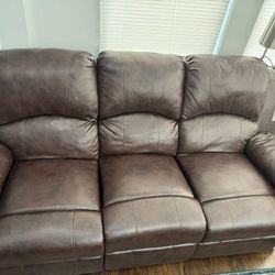 Recliner sofa 