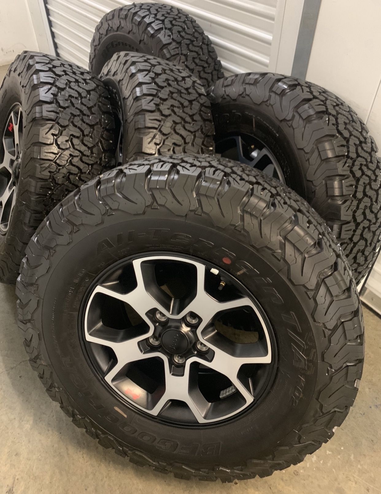 Jeep Wrangler Rubicon Wheels Rims Tires 2020 NEW