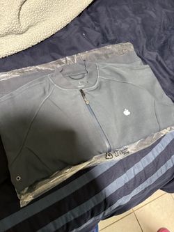apple employee Sweater