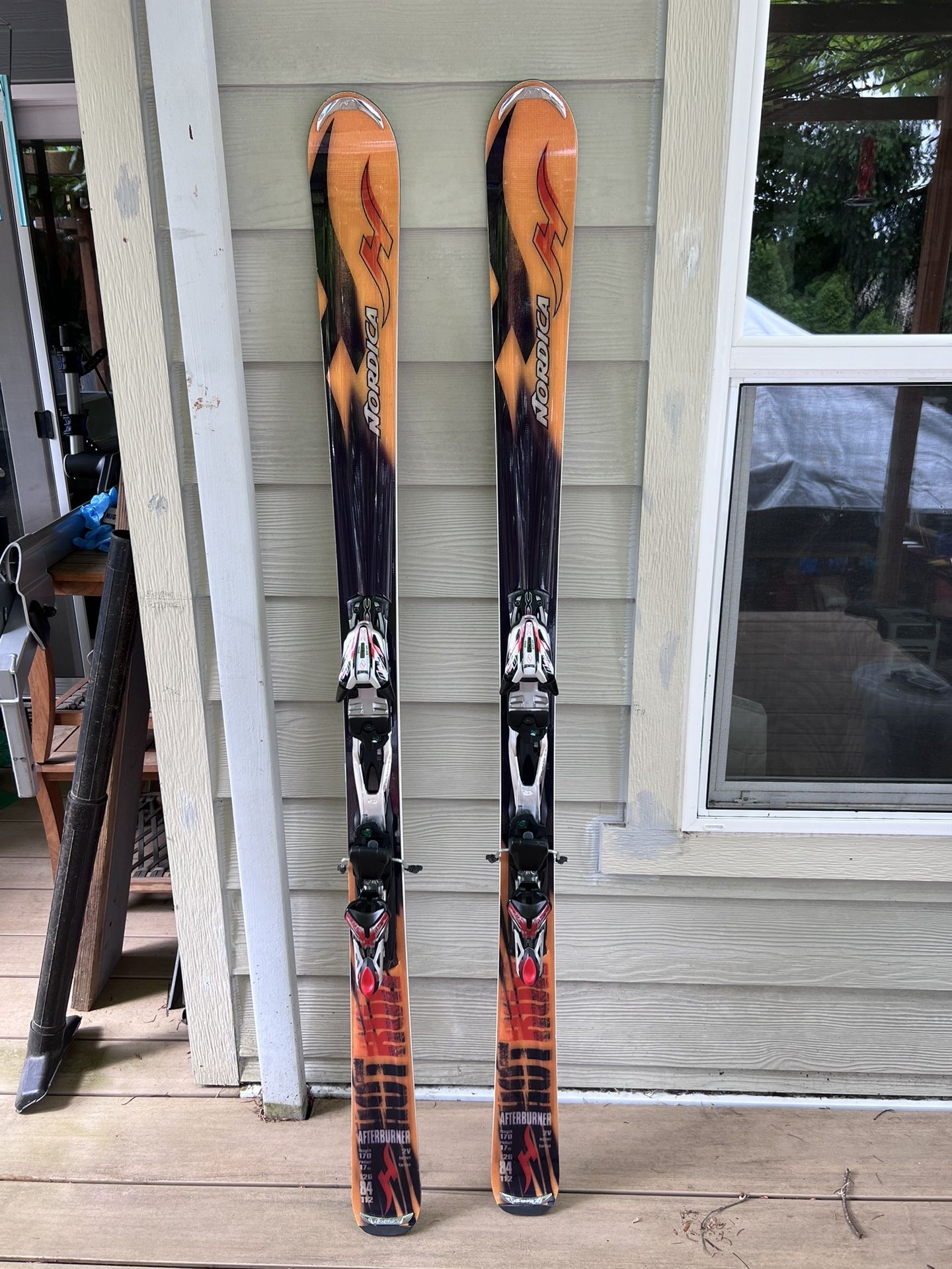 Nordica Hot Rod 84 Afterburner 170cm Skis With Marker Twincam Bindings