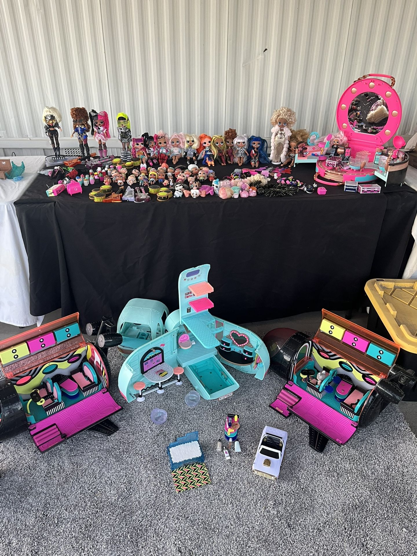 Lol Dolls Huge Lot