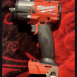 Milwaukee Fuel 18v 1/2 Impact Wrench W/Friction Ring (Tool Only) $200