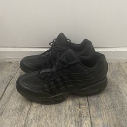Black AirMaxes 95s  