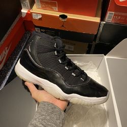 Jordan Jubilee 11s size 11.5 USED