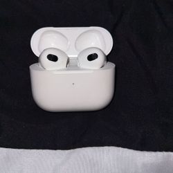 AirPod Gen 3 
