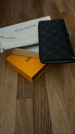 Louis Vuitton Monogram Zip Wallet - Black