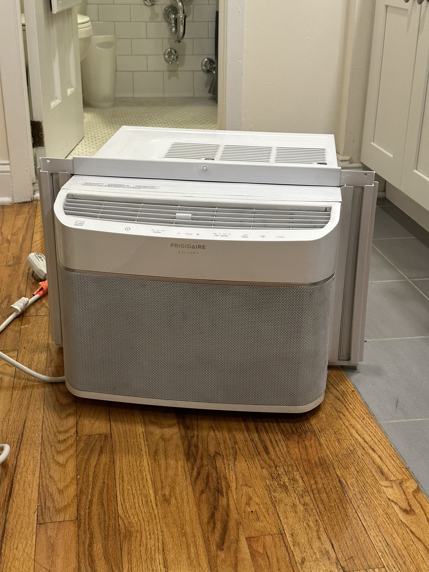 FRIGIDAIRE FGRC1044T1 10000 BTU Cool Connect Smart Window Air Conditioner with Wifi Control