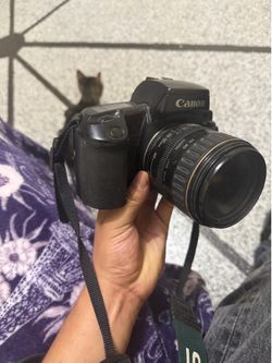 Canon Eos Elan Camera