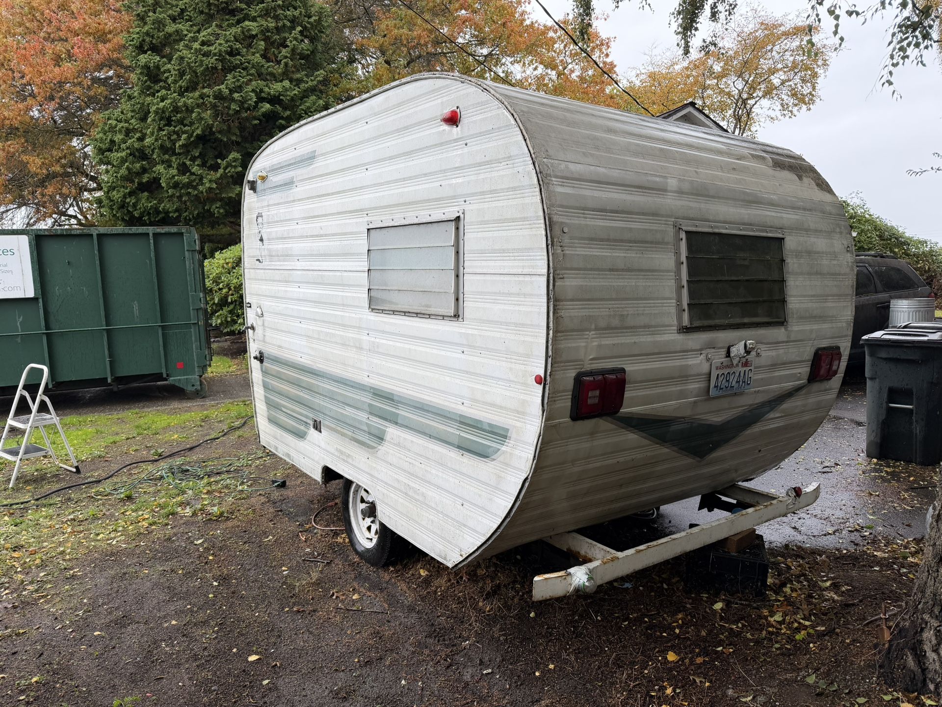 Vintage Canned Ham Camper – Mostly Original – Ready to Tow or Restore