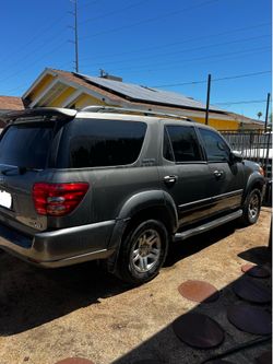 2004 Toyota Sequoia