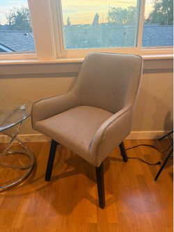 Grey Chair in Great Conditions