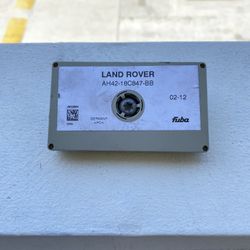 RANGE ROVER RADIO STEREO ANTENNA AMP AMPLIFIER CIRCUIT MODULE OEM