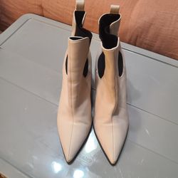 Creme/black stretch (Steve Madden) Ankle Boots