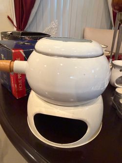 White Ceramic Fondue Set ✨