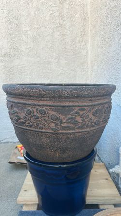 Planter pots
