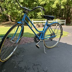 Schwinn Ladies Bike