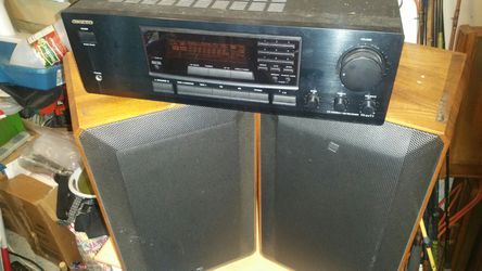 Onkyo tx8211 receiver and speakers