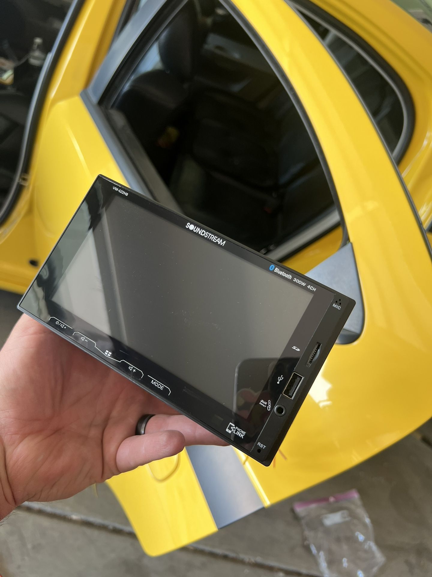 Soundstream Double Din Stereo