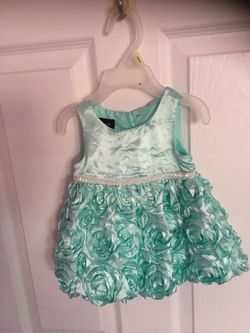 Baby Girls Dress Size 0-3 Months.