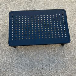 Laptop stand