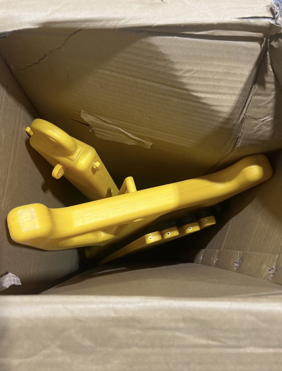 Retractable Security Barrier Water Filled Weighted Base