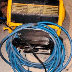Air Compressor DeWalt 