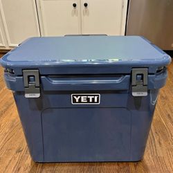 Yeti~Roadie~60~ice~cooler