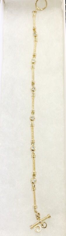 Nice sterling silver bracelet with cz diamonds
