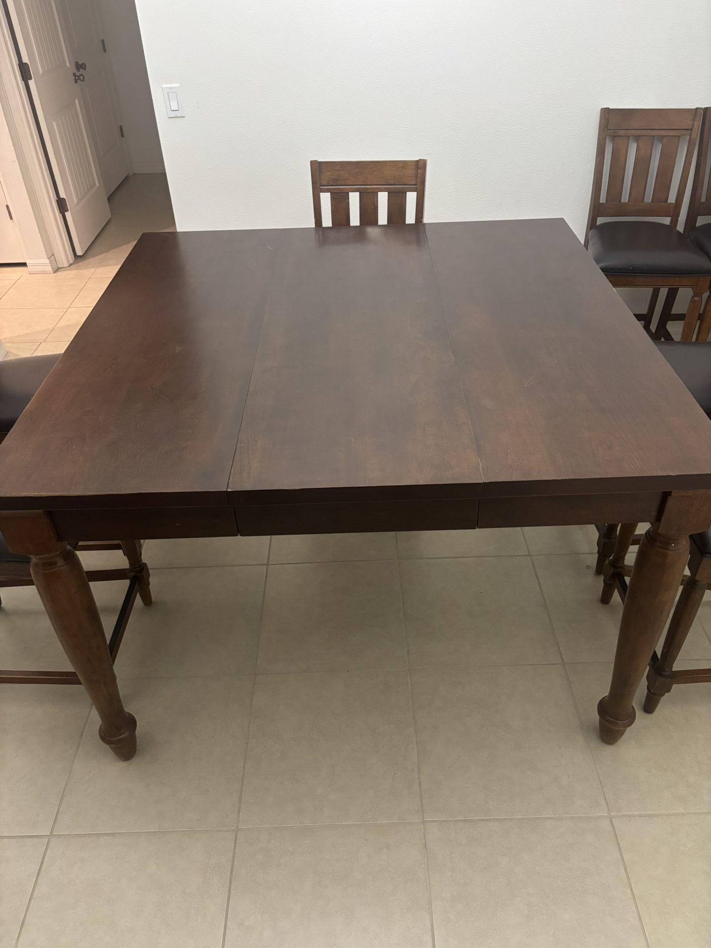 Dinning Room Table