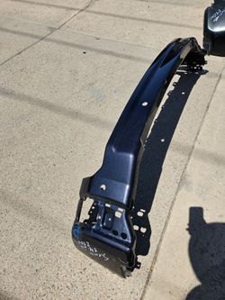 Gmc Sierra 2500 front bumper oem