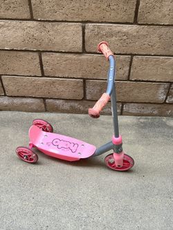 Halo Toddler Scooter With Light Up Wheels