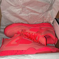 Jordan Retro 4 Hot Punch