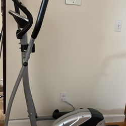 Sunny Health & Fitness SF-E905 Elliptical Machine