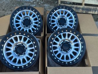 Brand new 17 inch Kmc 552 rims 6x139.7
