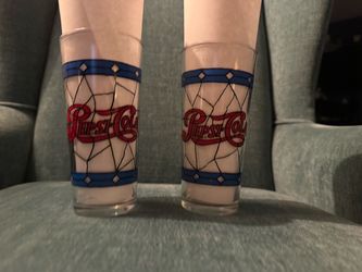 Collectible Pair of Vintage 1970 Pepsi Tumblers
