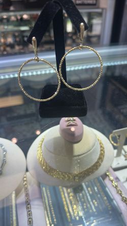 14 Carat Earring yellow gold