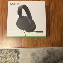 X BOX HEADSET - NEVER OPENED 
