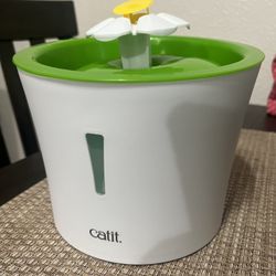 Cat Water Fountain 
