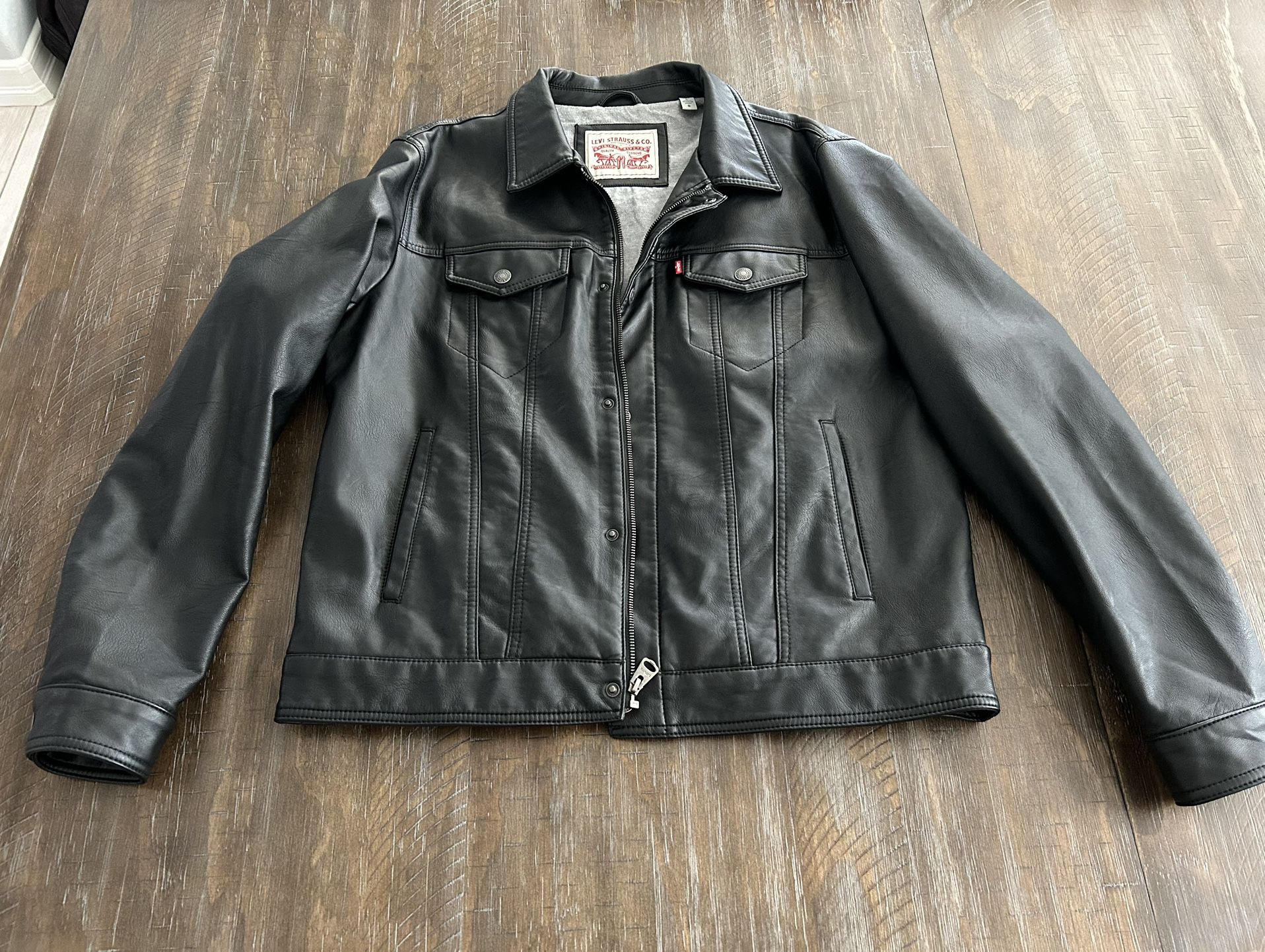 Like New Levi’s Faux Leather Jacket Size L
