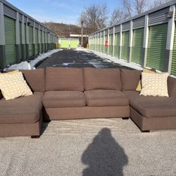 Sectional Couch 