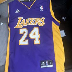 Vintage Legendary Kobe Bryant Youth Lakers Adidas Jersey Size Small Size