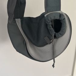 Dog Carrier Sling Small Brand New $10