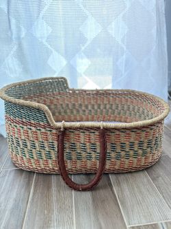 Design Dua Bassinet