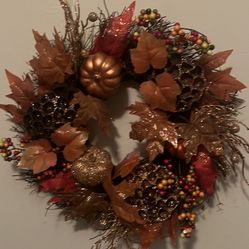 7 Wreaths And 3 Floral Arrangements 85 Buying Individually 15 Each 