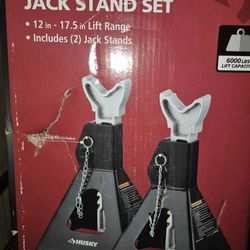 Jack stands