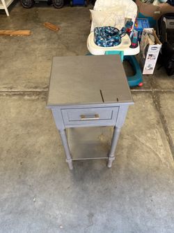 End table/Nightstand with drawer, usb ports & power outlet