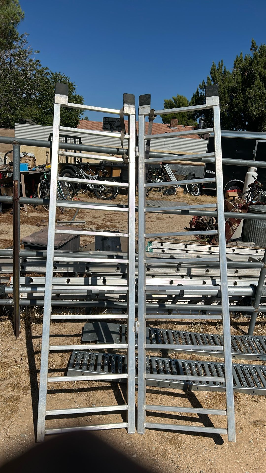 Folding Ramps Aluminum Excellent Condition 