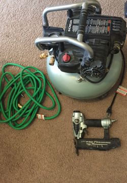 Hitachi compressor with gun and hose