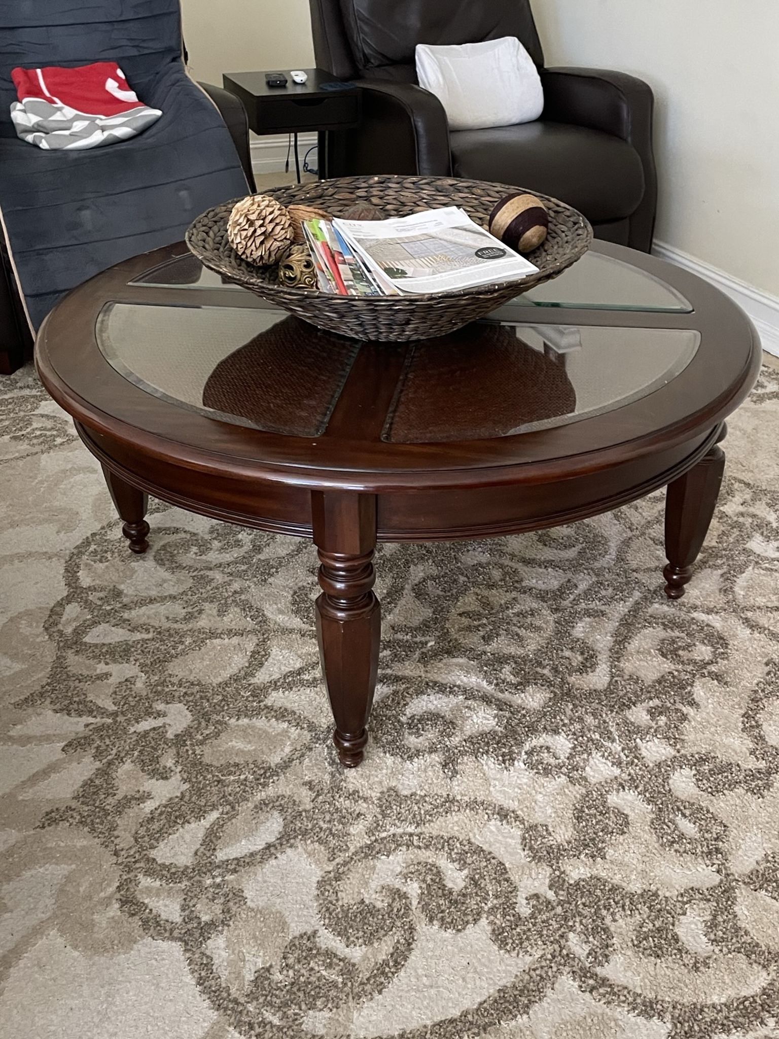 Tv Wall Unit And Coffee Table